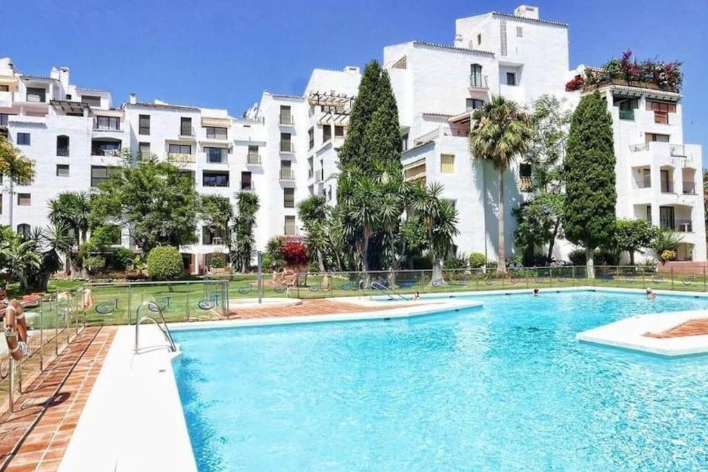 Caprichoso Apartamento En El Corazon De Puerto Banus Marbella Exteriör bild