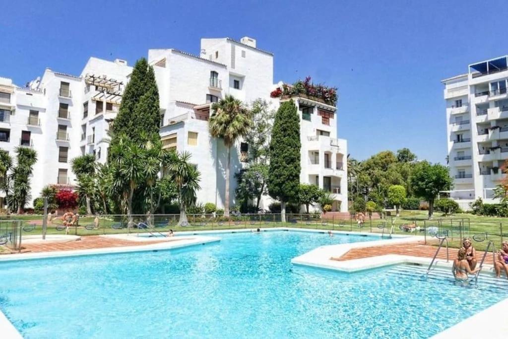 Caprichoso Apartamento En El Corazon De Puerto Banus Marbella Exteriör bild