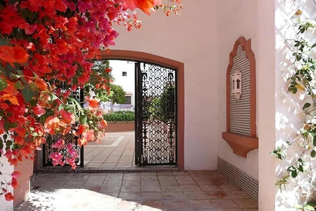 Caprichoso Apartamento En El Corazon De Puerto Banus Marbella Exteriör bild